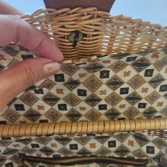Vintage 1960's Woven Plastic Wicker Handbag Purse Leather Retro Cottagecore Cute - Picture 16 of 16